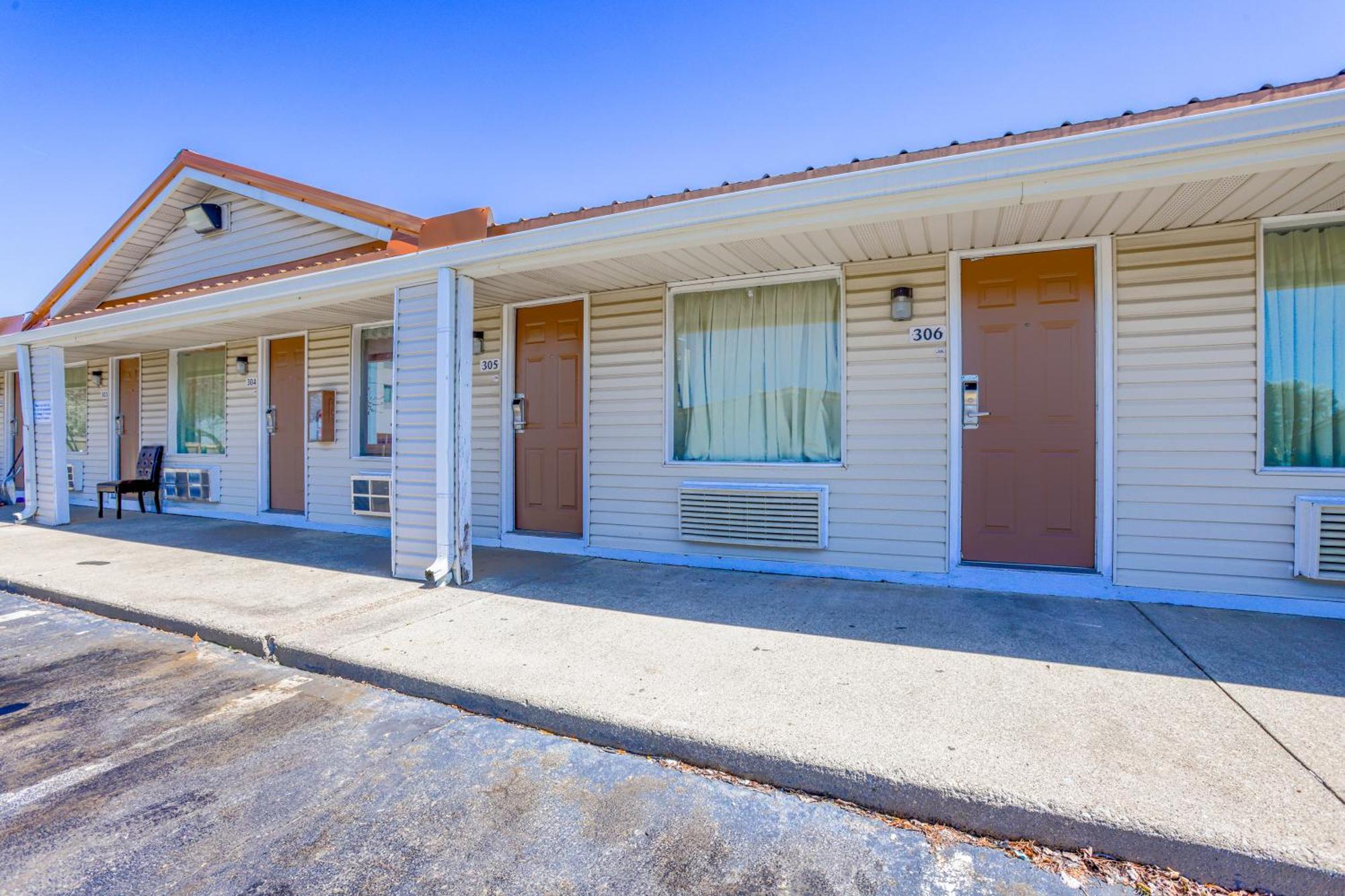 Cozy Garden Inn By Oyo Hwy 40 Richmond Exterior photo